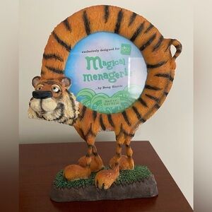 💜 Russ Magical Menagerie Tyrone Tiger Round Picture Frame Doug Harris 4"x4"